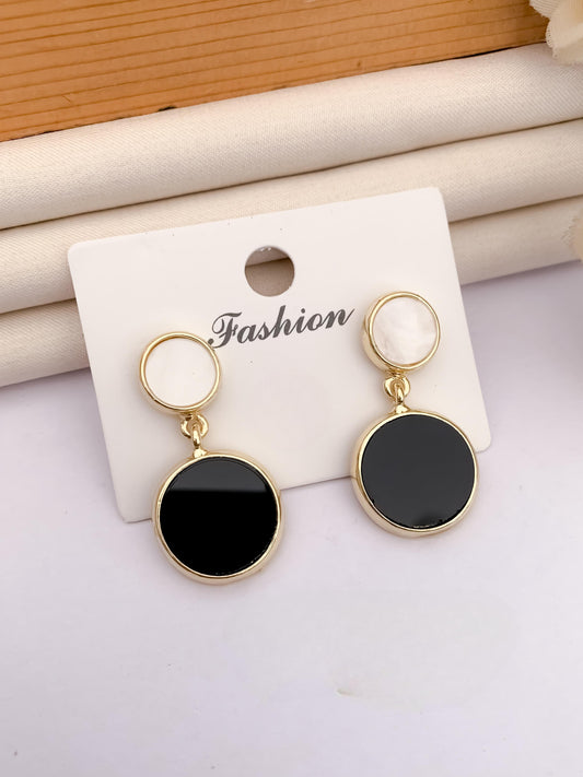 Umbrella's GlamAura Stylish Crystal Drop Earrings for Women – Elegant Party & Daily Wear