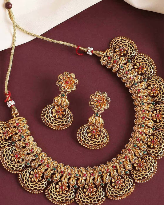 Elegant Gold-Plated Jewellery Set for Women – Necklace & Earrings