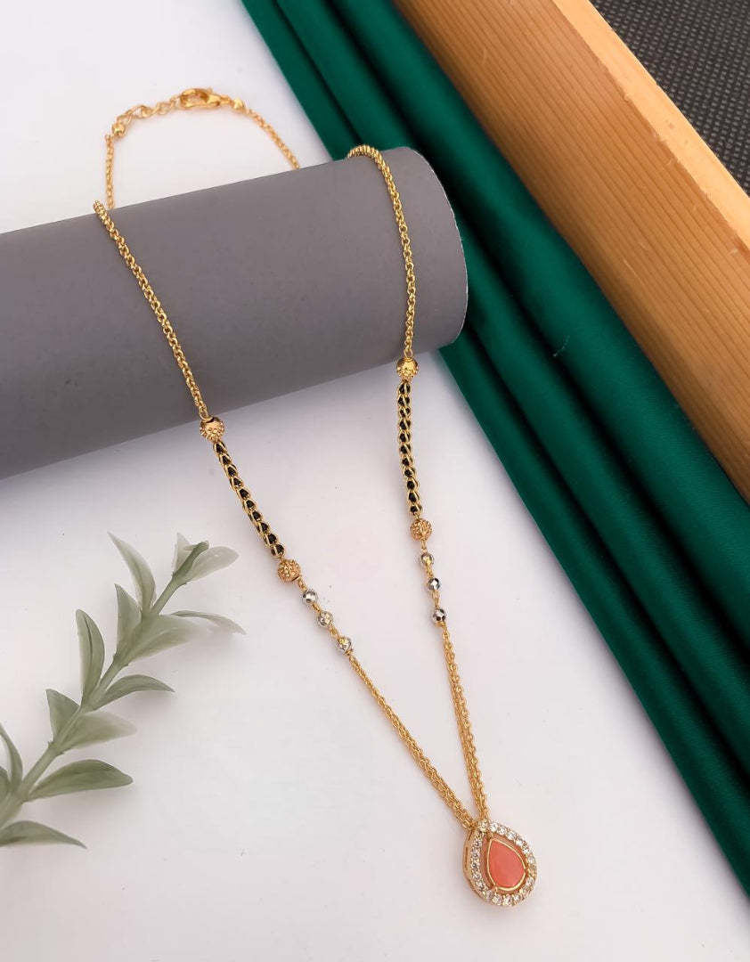 Umbrella's Golden Dokiya Necklace for Women – Traditional Indian Bridal Jewelry