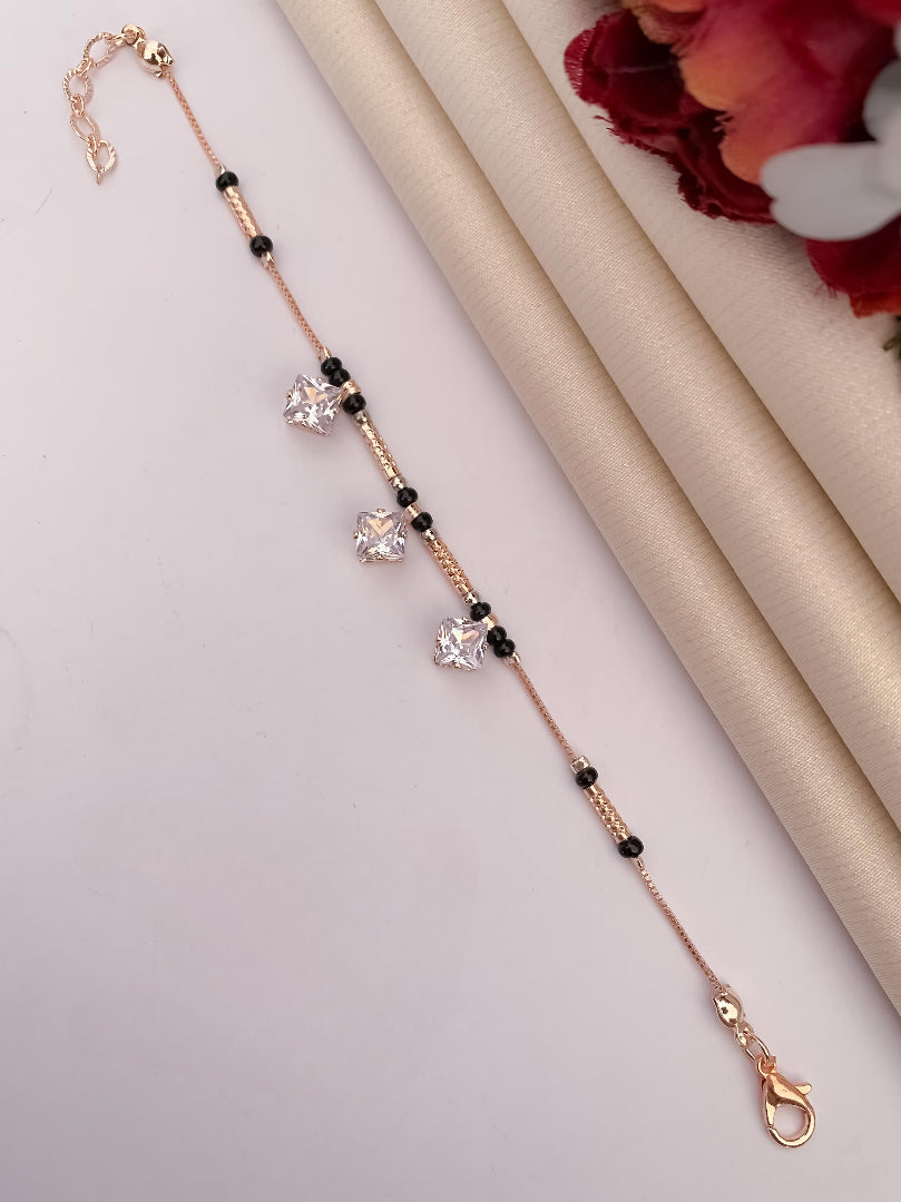 Umbrella's DivyaShine Stylish Hand Mangalsutra Bracelet for Women – Modern Twist on a Timeless Tradition