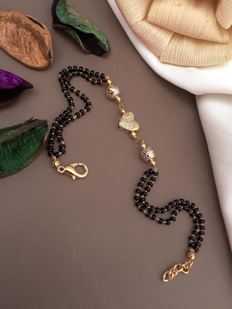 Umbrella's DivyaShine Stylish Hand Mangalsutra Bracelet for Women – Modern Twist on a Timeless Tradition