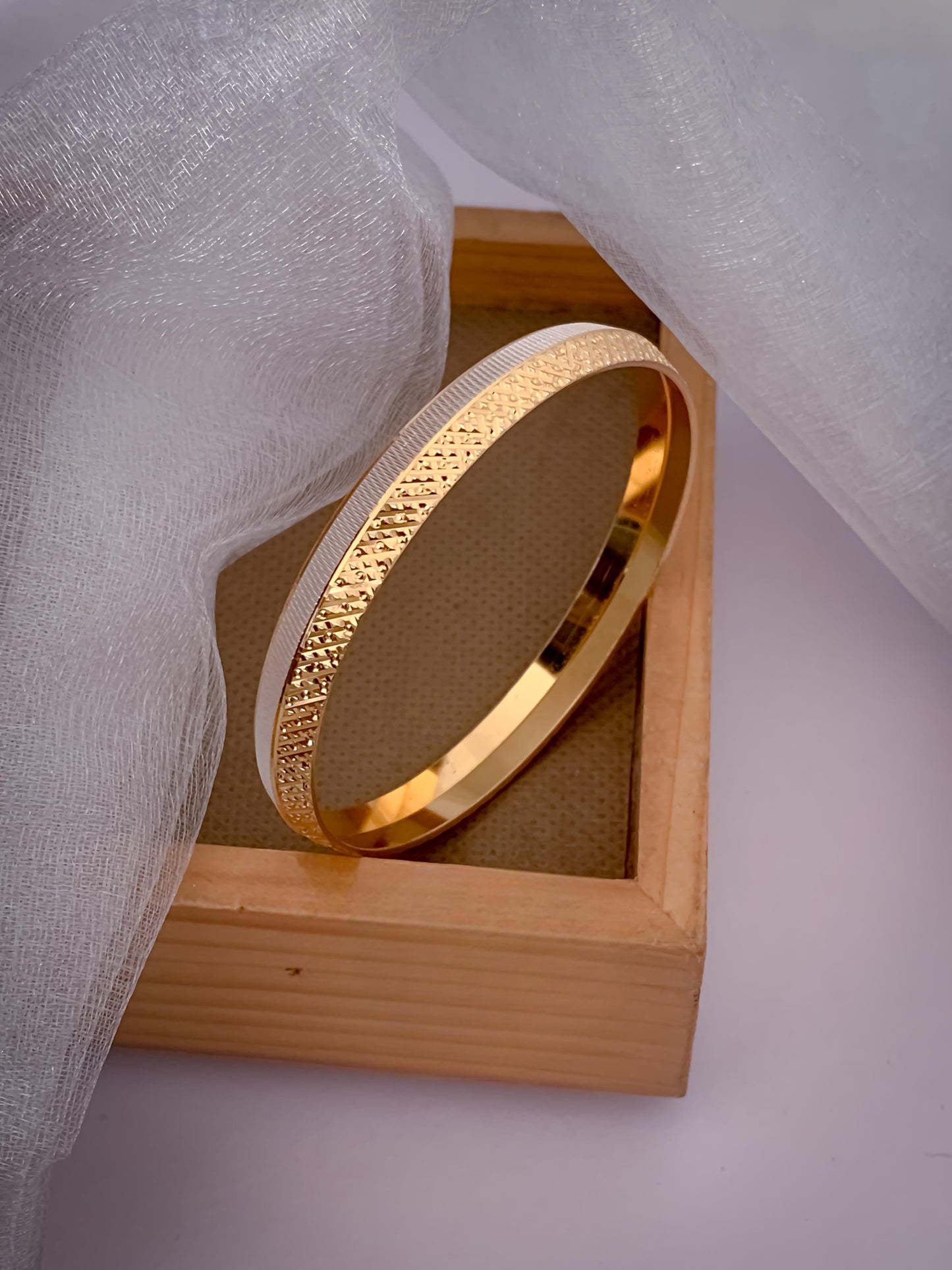 Men's Kada | Best Gifting Option | Gift Without Limits: Ultra-Luxurious & Bespoke Selections