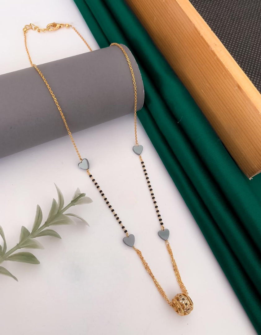 Umbrella's Golden Dokiya Necklace for Women – Traditional Indian Bridal Jewelry