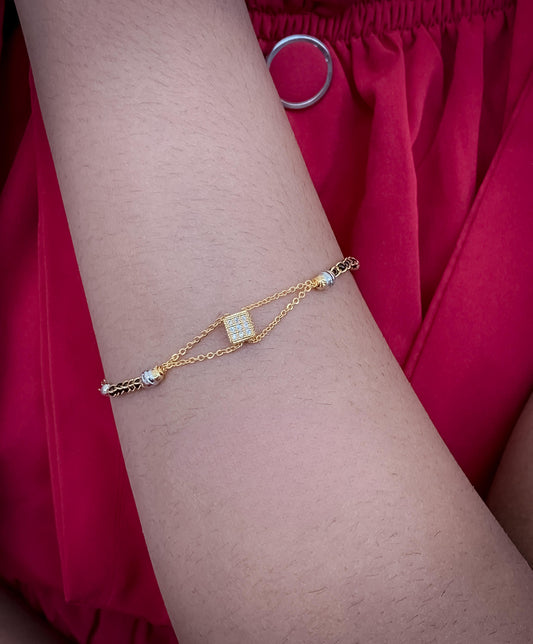 Umbrella's DivyaShine Stylish Hand Mangalsutra Bracelet for Women – Modern Twist on a Timeless Tradition