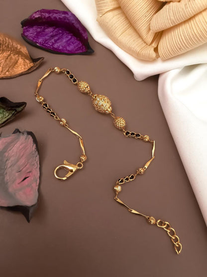 Umbrella's DivyaShine Stylish Hand Mangalsutra Bracelet for Women – Modern Twist on a Timeless Tradition